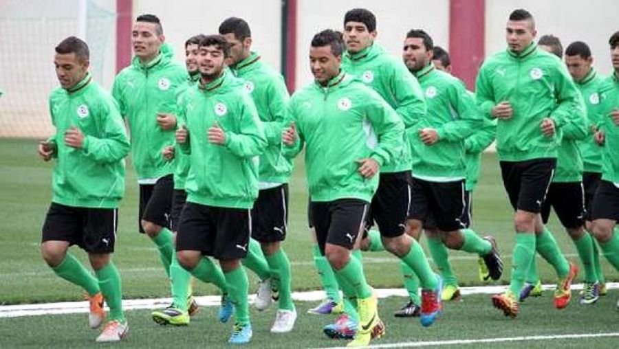 قائمة لاعبي المنتخب الاولمبي الجزائري لبطولة امم افريقيا 2015 بالسنغال