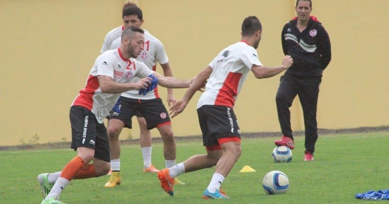 في اليوم الثاني بعد التأهل لربع النهائى حصة خاصة للمنتخب التونسي في ًباتا 2 ً