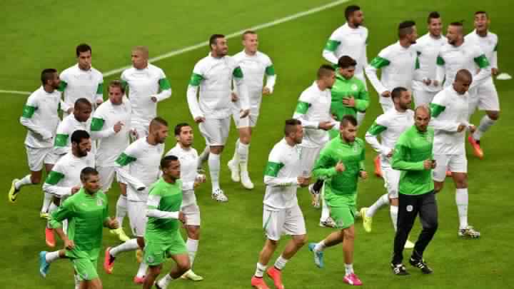 جديد المنتخب الجزائري : انطلاق التربص و كادامورو يعوض بلكالام