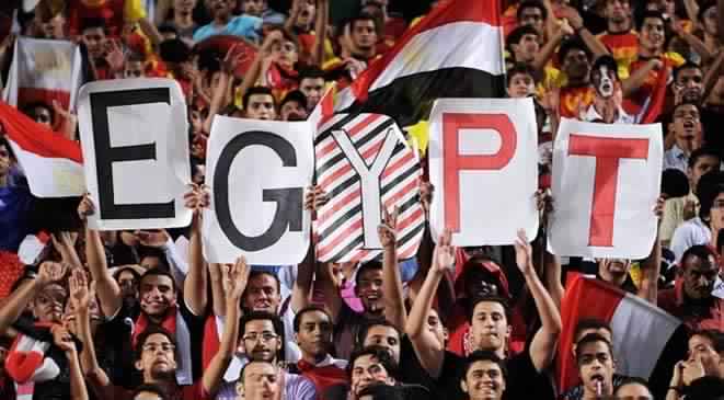 رسمي : تجميد قرار عودة الجماهير للملاعب المصرية