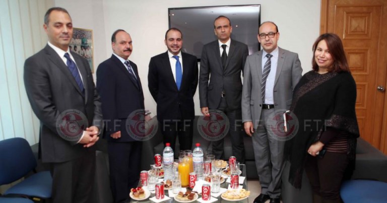 المرشح لانتخابات الفيفا الامير الاردني على بن الحسين في زيارة لمقر الجامعة التونسية لكرة القدم