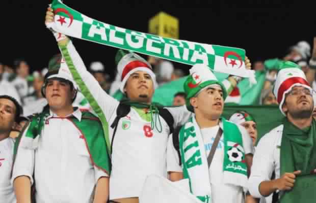 المنتخب الجزائري ينتفض ويمطر شباك عمان برباعية