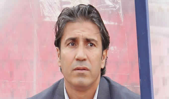 المدرب نبيل الكوكي يوقع رسميا عقده مع الهلال السوداني