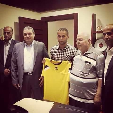 الليبي أكرم الزوي يوقع للحسين أربد الأردني