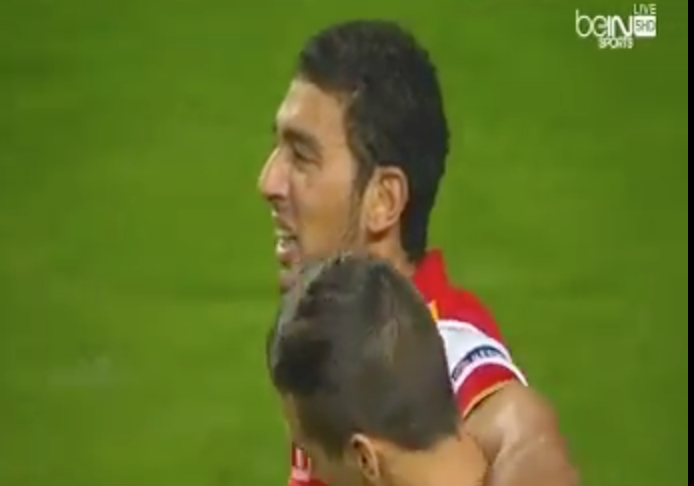 بالفيديو هدف المصري احمد حسن كوكا فى مرمى مارسيليا بالدورى الأوروبى ويبكى بشدة متأثرا بوفاة والده