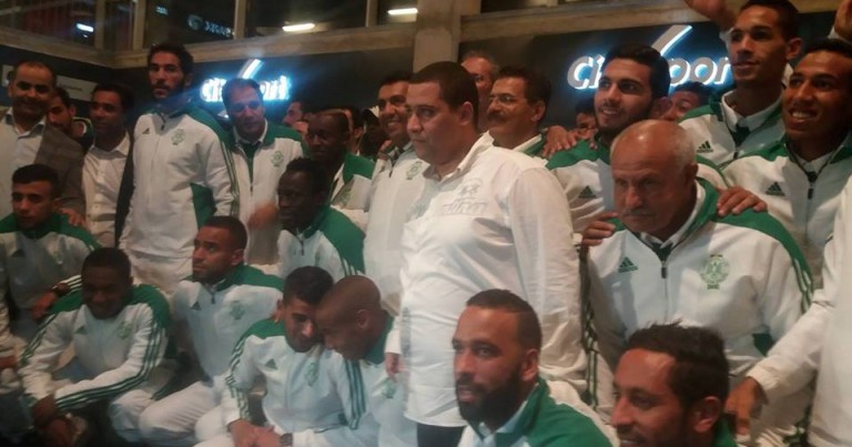بالصور: الرجاء الرياضي المغربي يقدم أقمصته الجديدة