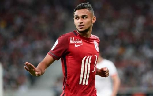 المغربي سفيان بوفال رابع أفضل مراوغ في البطولات الأوروبية