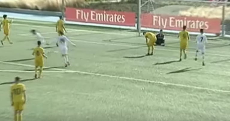 بالفيديو  ثنائية المغربي اسامة الصديقي مع شباب ريال مدريد في مرمى الكوركون