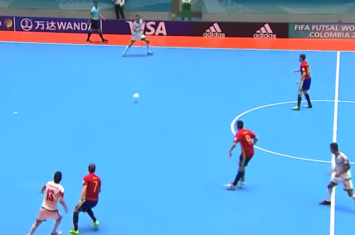 بالفيديو: المغربي عادل هابيل  يفوز بلقب ثالث أفضل هدف في كأس العالم لكرة القدم داخل القاعة