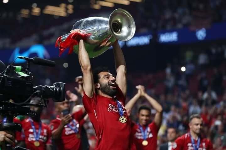 المصري محمد صلاح يتوج مع ليفربول بكأس رابطة الابطال الاوروبية