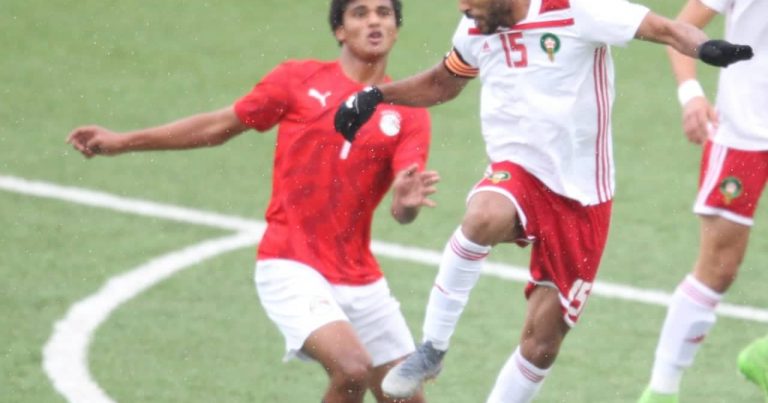 البوم صور المنتخب المغربي ونظيره المصري