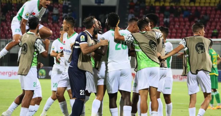 الرجاء المغربي يتوج بكأس الكونفدرالية للمرة الثالثة في تاريخه