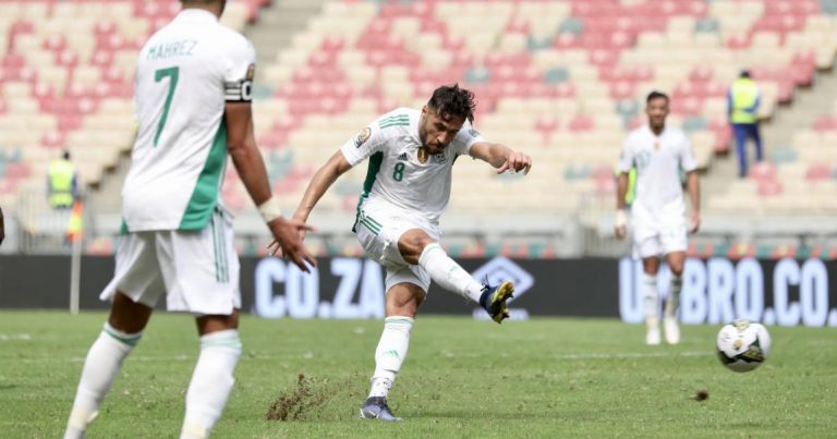 نهائيات أمم افريقيا 2021: منتخب محاربو الصحراء يتعادل امام السيراليوني