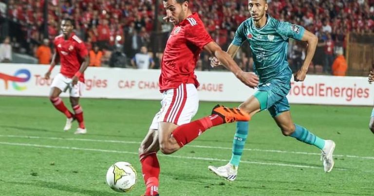 الأهلي المصري يتفوق على الرجاء المغربي بثنائية في ذهاب رابطة الأبطال