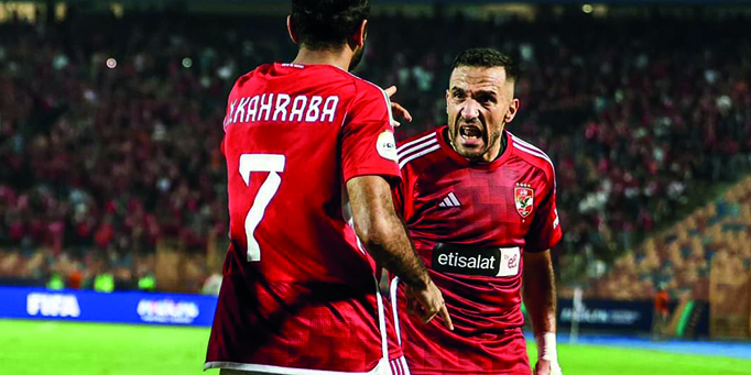 <strong>الأهلي المصري يترشح لنصف نهائي الدوري الإفريقي</strong>