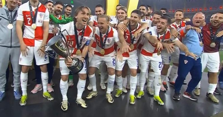 المنتخب الكرواتي يتوج بلقب كأس عاصمة مصر