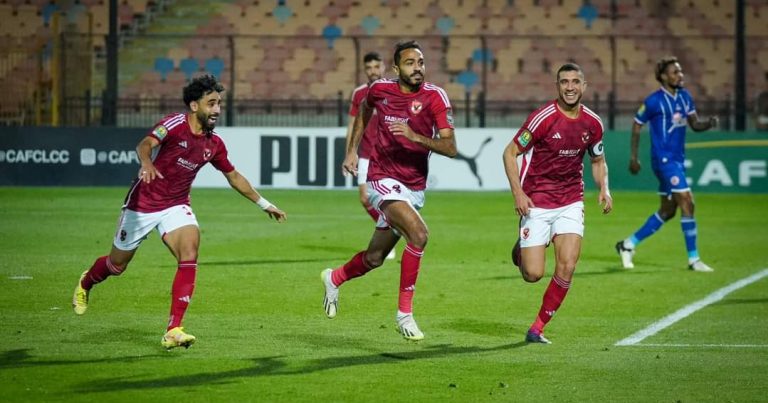 الأهلي المصري يتأهل لنصف نهائي رابطة الأبطال