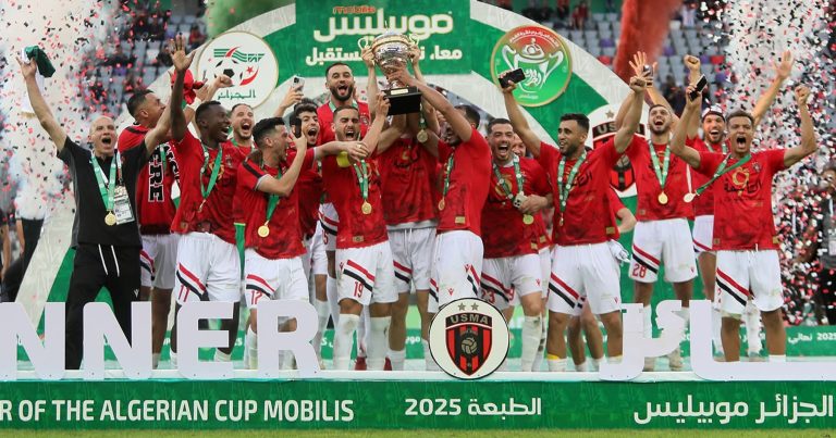 إتحاد الجزائر يفوز بكأس الجزائر للمرة التاسعة في تاريخه