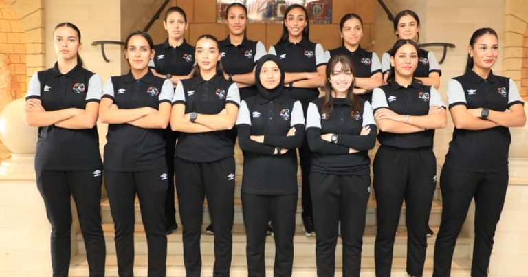 اجتماع رئيس لجنة التحكيم باتحاد شمال إفريقيا لكرة  القدم بحكمات دورة المنتخبات النسائية تحت 20 عاما